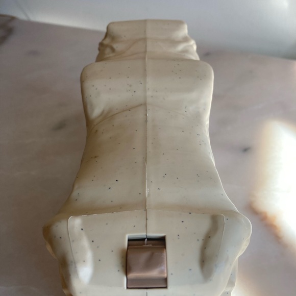 Dinosaur skull storage box - Picture 8 of 12